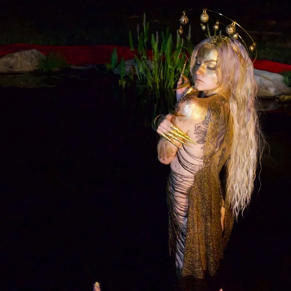 The Golden Goddess Dress/Gown - Picture 4 of 9